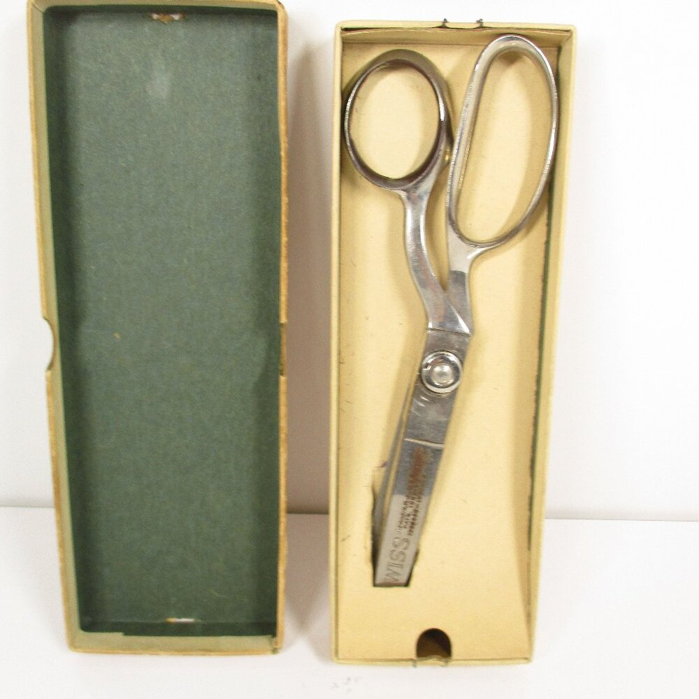 Vintage WISS Pinking Shears Zig Zag Scissors 9 1/4" Chrome USA w/Box